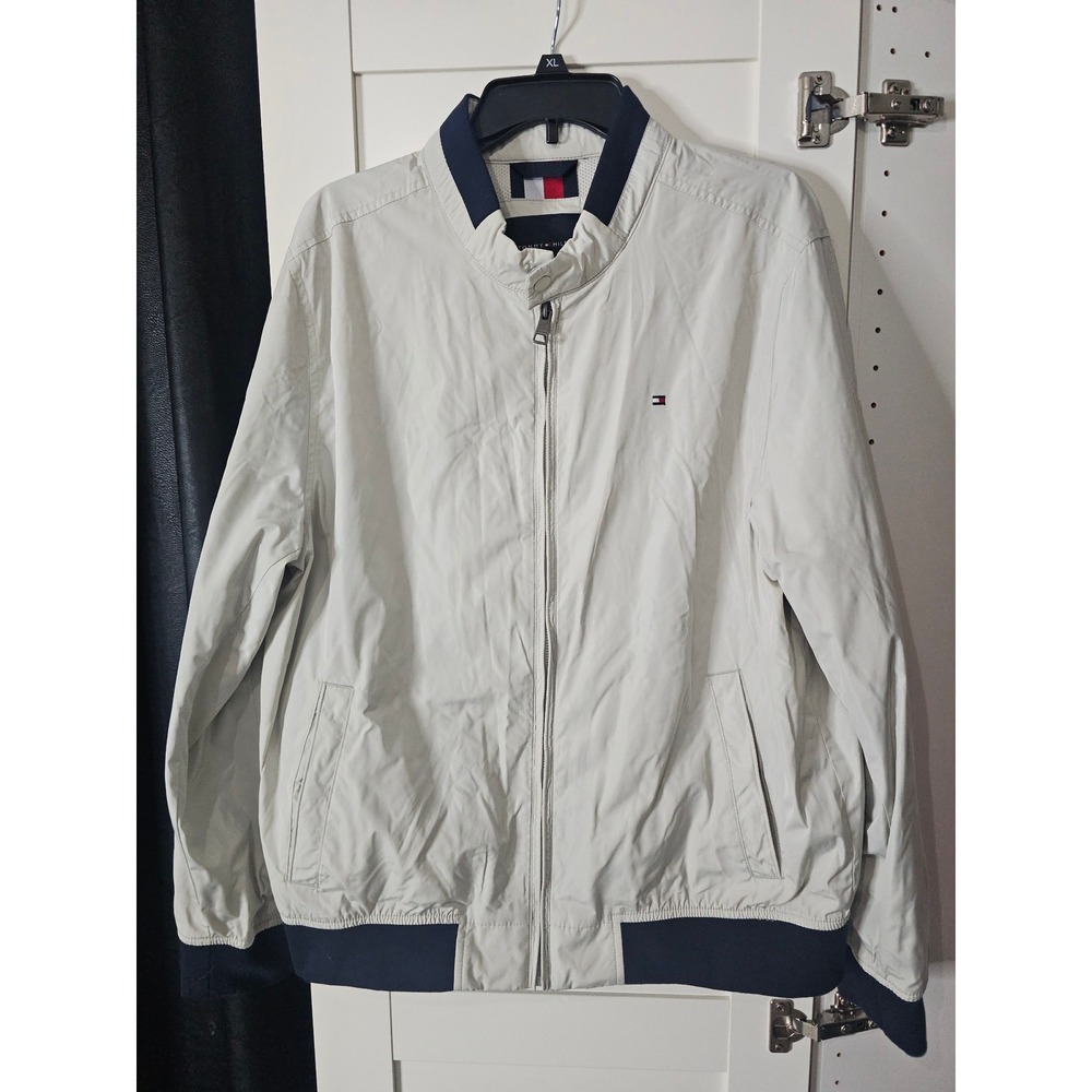 Tommy Hilfiger Men's Water Resistant Wind‎ Resistant Bomber Jacket Size L